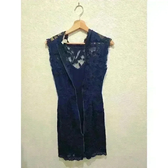 Sans Souci Solid Navy Dress Womens Medium Mock Neck Sz Small - Picture 3 of 4